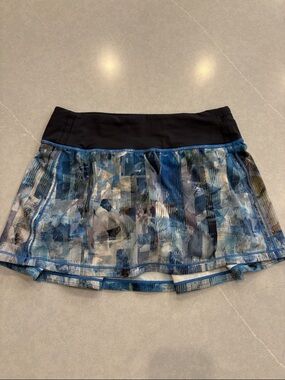 Lululemon size 2 tennis skirt  Blue Patterned Athletic Skirt